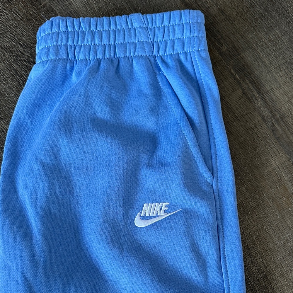 NWT Nike Youth Sweatpants